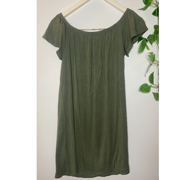 Green flow dress - Picture 2 of 2